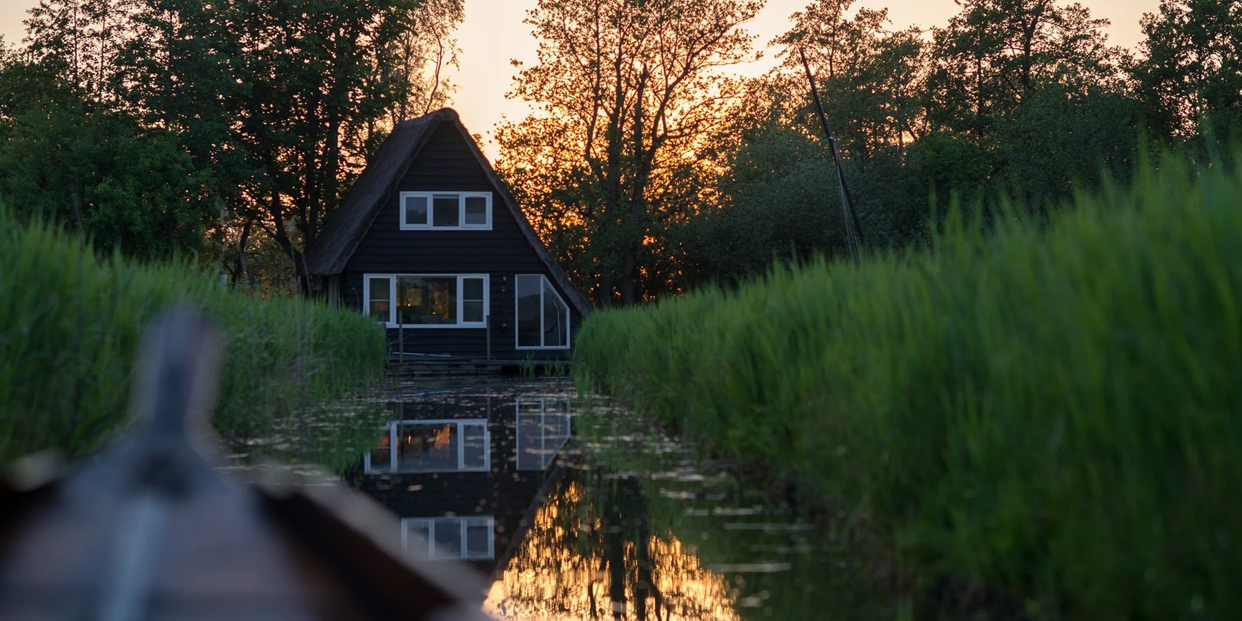 Eindelijk offline: hoe de natuur je leert écht tot rust te komen - Happlify