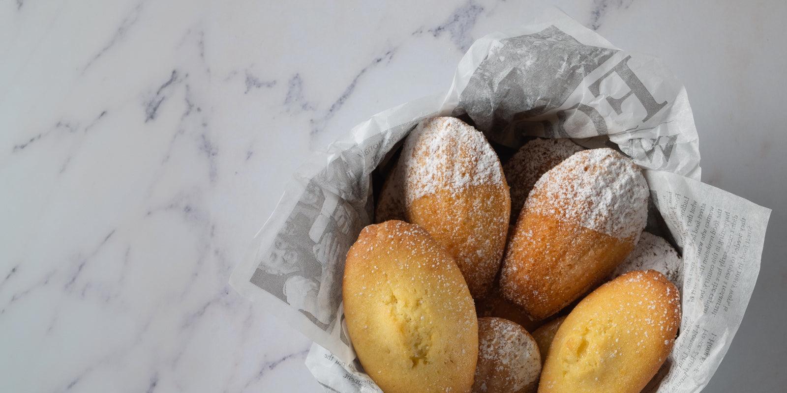 Franse Madeleine koekjes: Geschiedenis, geheimen en het recept - Happlify