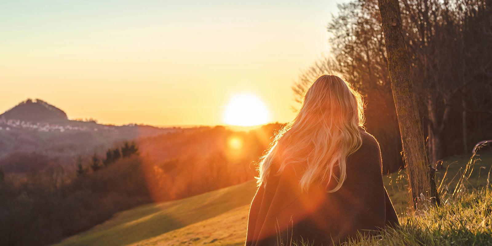 Laat het licht naar binnen: Hoe daglicht je dag vrolijker maakt - Happlify